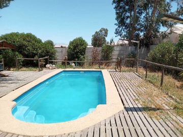 Casa en venta en Casa con Piscina y Quincho en Limache (169866), Limache - 3 dormitorios, 3 baños