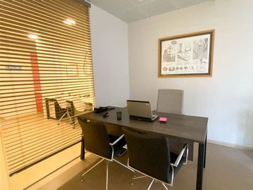 Oficina en venta en Av. Las Condes altura 8000, Las Condes - 1 dormitorio, 1 baño