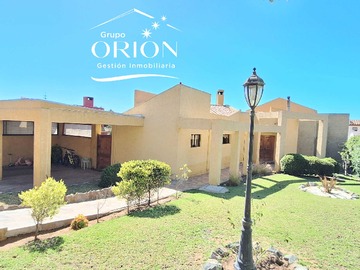 Casa en venta en Moderna Casa con Excelente Conectividad (134634), Coquimbo - 5 dormitorios, 5 baños