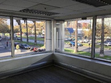 Oficina en arriendo mensual en Edificio Torre San Damián, Vitacura
