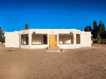 Terreno en arriendo mensual en Arriendo casa en parcela 4D/3B/estacionamientos (175468), La Serena - 4 dormitorios, 3 baños
