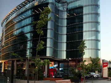 Oficina en arriendo mensual en Avenida Las Condes - San Damián, Vitacura