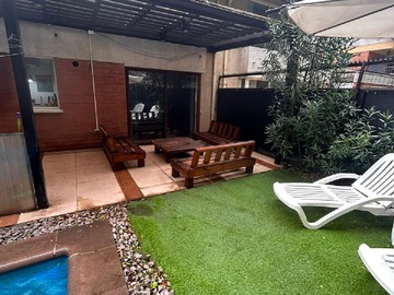 Casa en venta en Espectacular Casa en Venta Condominio Puertas de Huechuraba - 4 dormitorios, 3 baños