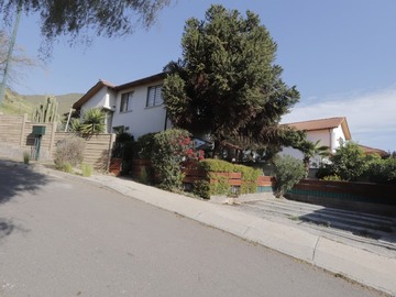 Casa en venta en Portico del valle, Pudahuel - 3 dormitorios, 3 baños