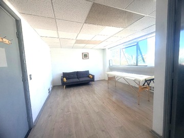 Oficina en arriendo mensual en Arriendo Oficina Sector Poniente Viña del Mar - 1 dormitorio, 1 baño
