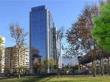 Oficina en arriendo mensual en Comoda oficina amoblada en planta libre, baño, kitchen, estacionamiento frente a edificio marriott, Vitacura - 1 dormitorio, 1 baño