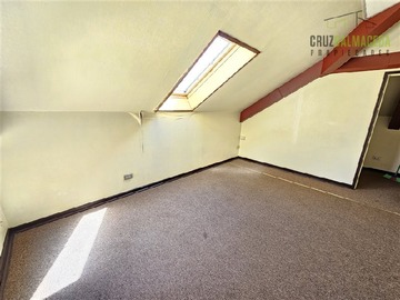 Oficina en arriendo mensual en Edificio Baquedano, Puerto Montt - 2 dormitorios, 1 baño