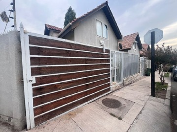 Casa en venta en Cerca avenida miraflores, Peñaflor - 3 dormitorios, 3 baños
