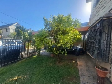 Casa en venta en rojas magallanes, La Florida - 5 dormitorios, 4 baños