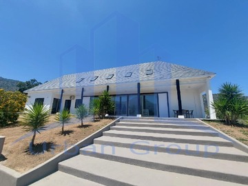 Casa en venta en Oasis de la Campana, Hijuelas - 5 dormitorios, 3 baños