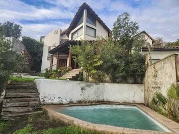 Casa en venta en Gran Casa con Piscina Las Condes (172647), Las Condes - 5 dormitorios, 4 baños