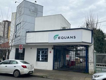 Casa en arriendo mensual en Casa destino Comercial con 8 Estacionamientos (135385), Temuco - 4 dormitorios, 3 baños