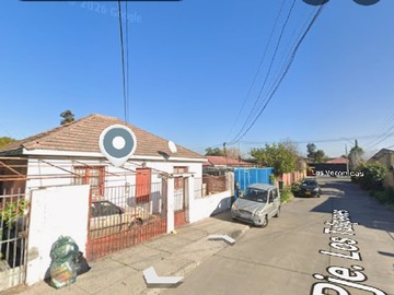 Sitio en venta en Sitio con Casa Antigua en Barrio Residencial
