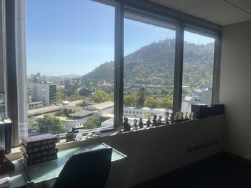 Oficina en venta en Metro manuel montt, a 2 cuadras de av. Andres bello, Providencia - 2 dormitorios, 1 baño