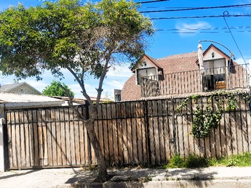 Casa en venta en Maurilla1200, San Bernardo - 4 dormitorios, 2 baños