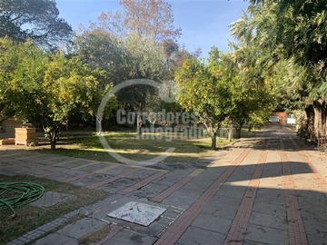 Terreno en venta en Vicente Pérez Rosales- Príncipe de Gales, La Reina
