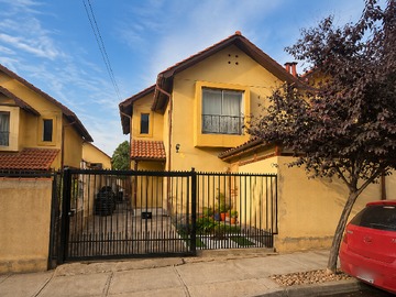 Casa en venta en Funcional Casa de 3D-2B en Barrio Brisas del Maipo, Puente Alto - 3 dormitorios, 2 baños