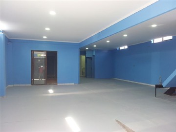 Local Comercial en venta en Calle larga- bosque, El Bosque - 2 baños