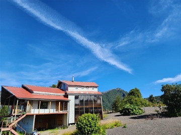 Casa en venta en Ensenada, vista a lagos y volcanes, Puerto Varas - 5 dormitorios, 3 baños