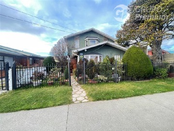 Casa en venta en Población Javier Palacios, Punta Arenas - 4 dormitorios, 2 baños