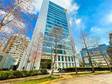 Oficina en venta en Metro Manquehue, Las Condes - 6 dormitorios, 3 baños