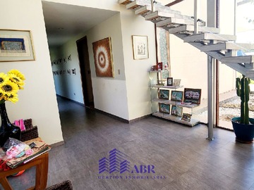 Parcela en venta en Lampa, Región Metropolitana de Santiago, Chile, Lampa - 6 dormitorios, 5 baños