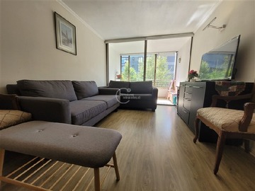 Departamento en venta en Av. Las Condes / Mall Sport, Las Condes - 2 dormitorios, 2 baños