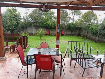 Casa en arriendo mensual en Arriendo Gran Casa Curico Sec Tor Rauquen 3D 2B - 3 dormitorios, 2 baños