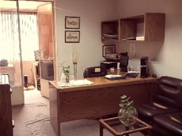 Oficina en venta en Bombero Adolfo Ossa 1010, Santiago - 4 dormitorios, 2 baños