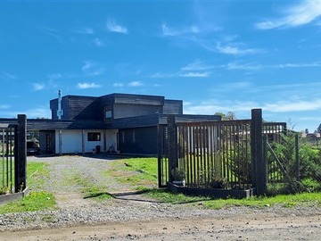Casa en venta en Condominio Los Copihues, Camino las Quemas, Osorno., Osorno - 3 dormitorios, 3 baños