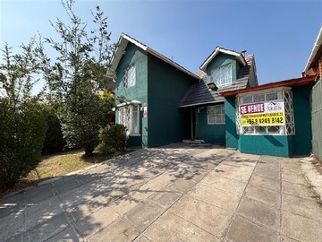 Casa en venta en Camino del Agua con Parque Central, Puente Alto - 3 dormitorios, 3 baños