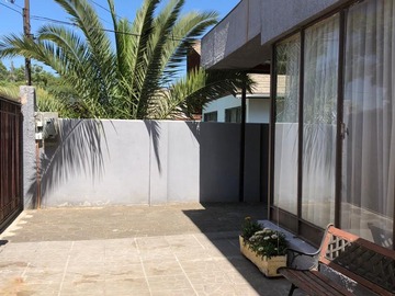 Casa en venta en Edwin Guajardo, Quilpué - 4 dormitorios, 2 baños