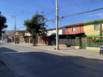 Casa en venta en Colina- casa 2d1b estacion/patio villa ignacio carrera pinto, Colina - 2 dormitorios, 1 baño