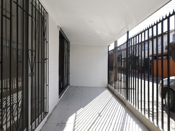 Casa en venta en Ferrocarril con tres norte., Maipú - 2 dormitorios, 1 baño