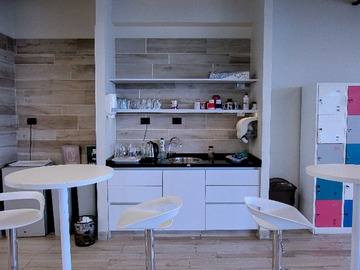 Oficina en arriendo mensual en Oportunidad de Inversión en Zona Estratégica (152984), Recoleta - 6 dormitorios, 6 baños