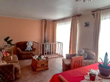 Casa en venta en Sandro Botticelli 150, Valparaíso, Región de Valparaíso 2340000, Chile, Valparaíso - 3 dormitorios, 3 baños