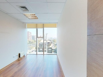 Oficina en arriendo mensual en 1 Estacionamiento // 1 Privado (174600), Vitacura - 1 dormitorio, 1 baño