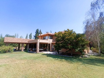 Casa en venta en Parcela en Condominio (73771), Colina - 5 dormitorios, 3 baños