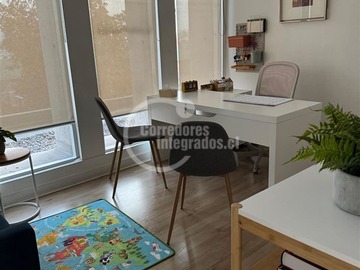 Oficina en venta en Estoril, Las Condes - 4 dormitorios, 1 baño