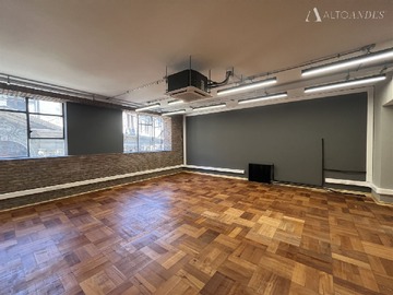 Oficina en arriendo mensual en La Bolsa de Comercio, Santiago - 1 dormitorio, 2 baños