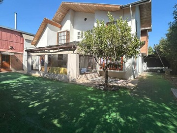 Casa en venta en Linda y amplia casa barrio consolidado (143211), San Bernardo - 4 dormitorios, 2 baños