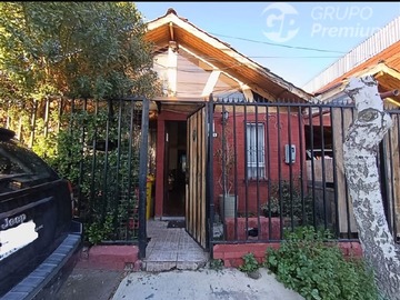 Casa en venta en Avenida los mares, Pudahuel - 3 dormitorios, 1 baño