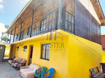 Casa en venta en Luis Uribe 2297, Quintero, Región de Valparaíso 2490000, Chile, Quintero - 15 dormitorios, 9 baños