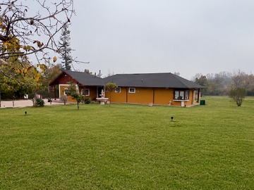Casa en venta en Santa rita, Pirque - 4 dormitorios, 3 baños
