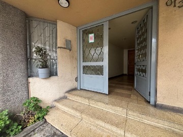 Departamento en venta en A una cuadra de providencia, Providencia - 4 dormitorios, 3 baños