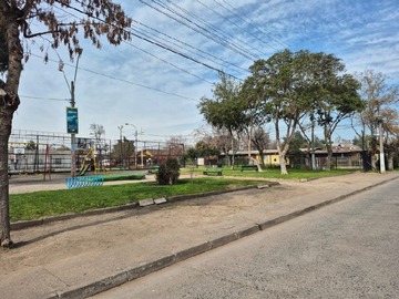 Casa en venta en ¡gran oportunidad! casa amplia con gran terreno!, Maipú - 3 dormitorios, 1 baño