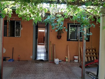 Casa en venta en Gloria 471, Estación Central - 3 dormitorios, 1 baño