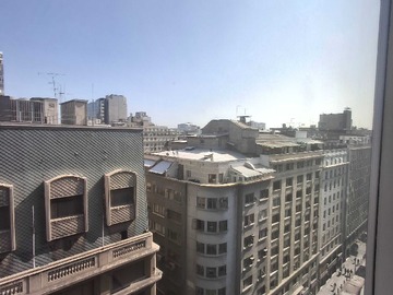 Oficina en arriendo mensual en San Antonio con Alameda dos privados (161797), Santiago - 1 baño