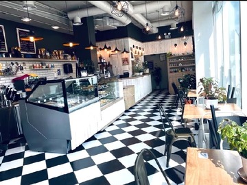 Local Comercial en venta en Metro Simón Bolivar, La Reina - 2 baños