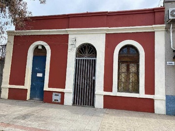 Casa en venta en Excelente Conectividad y Entorno Tranquilo (156348), Santiago - 4 dormitorios, 1 baño